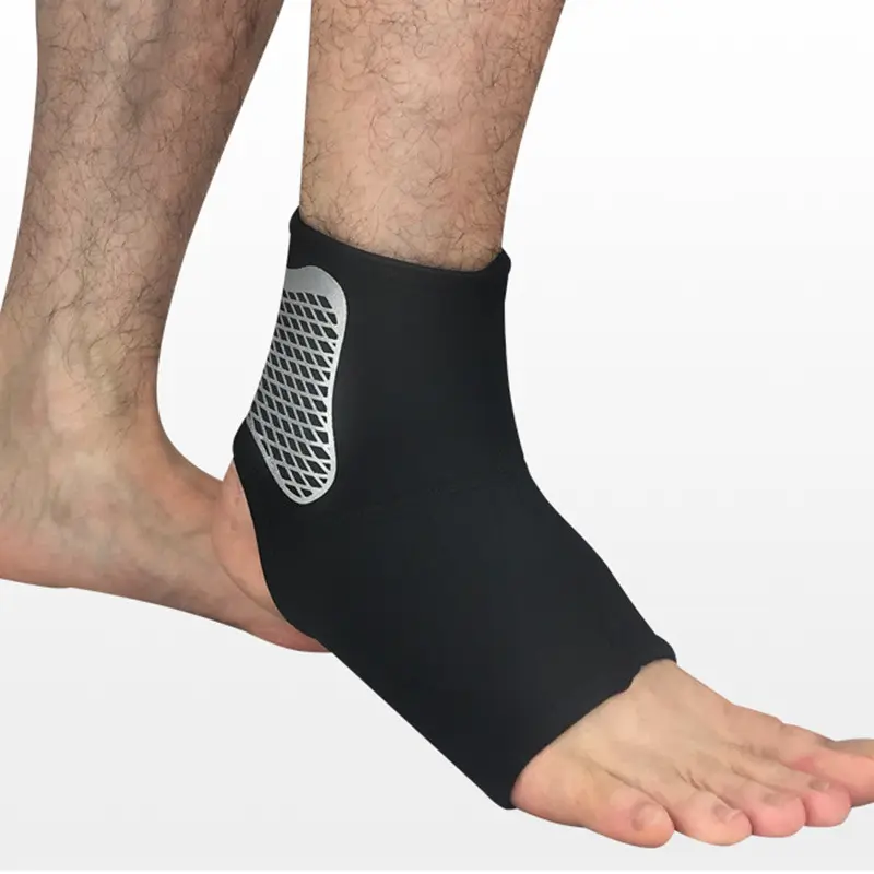 Sports ankle protection Outdoor basketball football anti-sprain compression protection ankle breathable sweat 